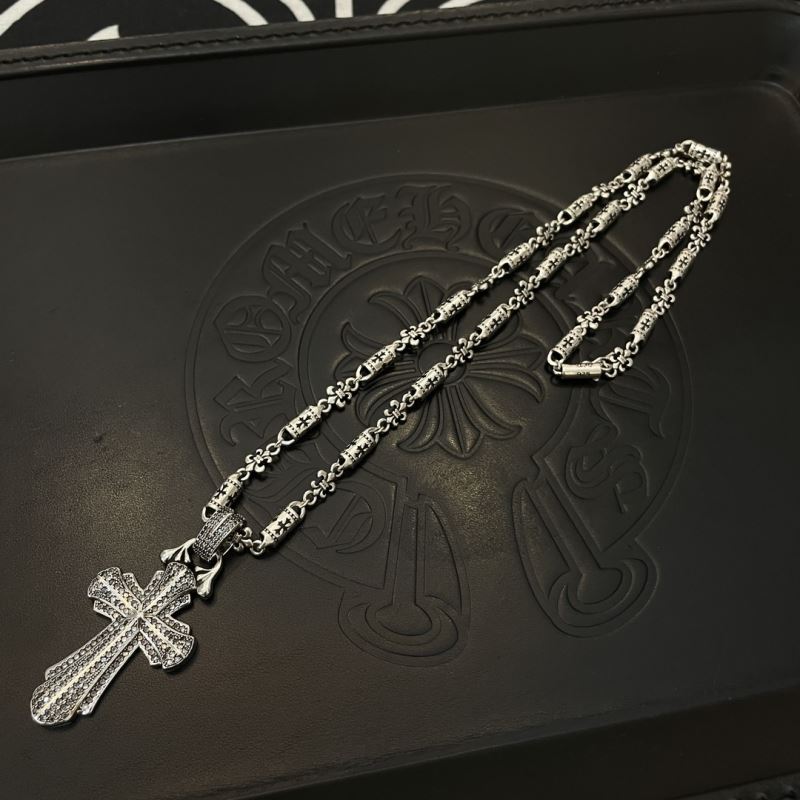 Ch*0me He**ts necklaces